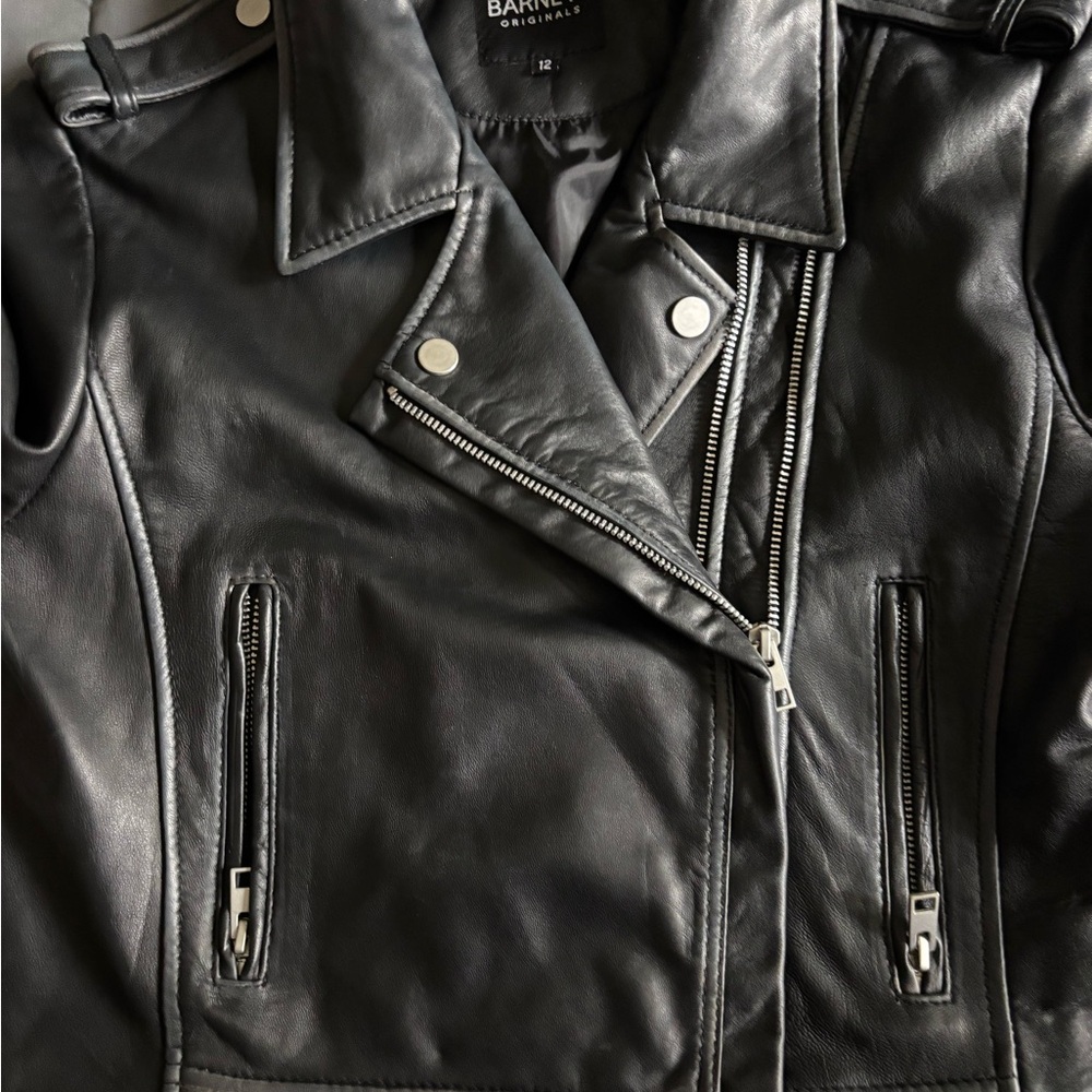 Barneys Original Women's Cropped Black Leather Biker Jacket - Picture 8 of 16